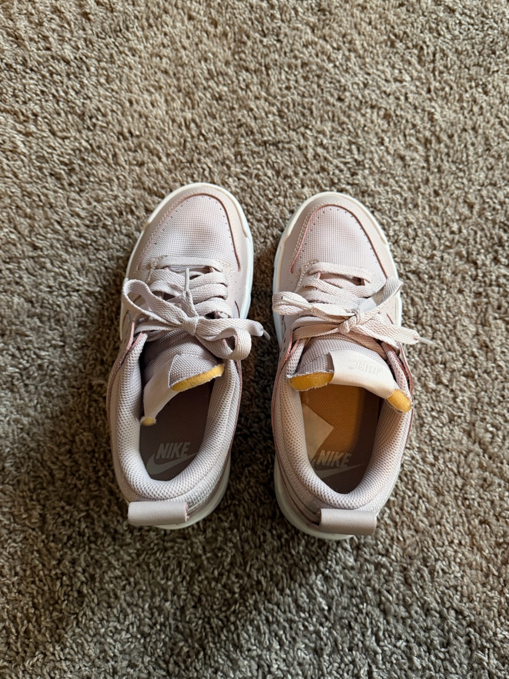 Nike Blush Pink Leather & Mesh Low-Top Sneakers - Picture 2 of 7
